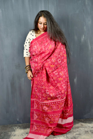 NARI KUNJAR POPAT PHOOL BHAT CERISE RED SINGLE IKAT COTTON PATOLA SAREE