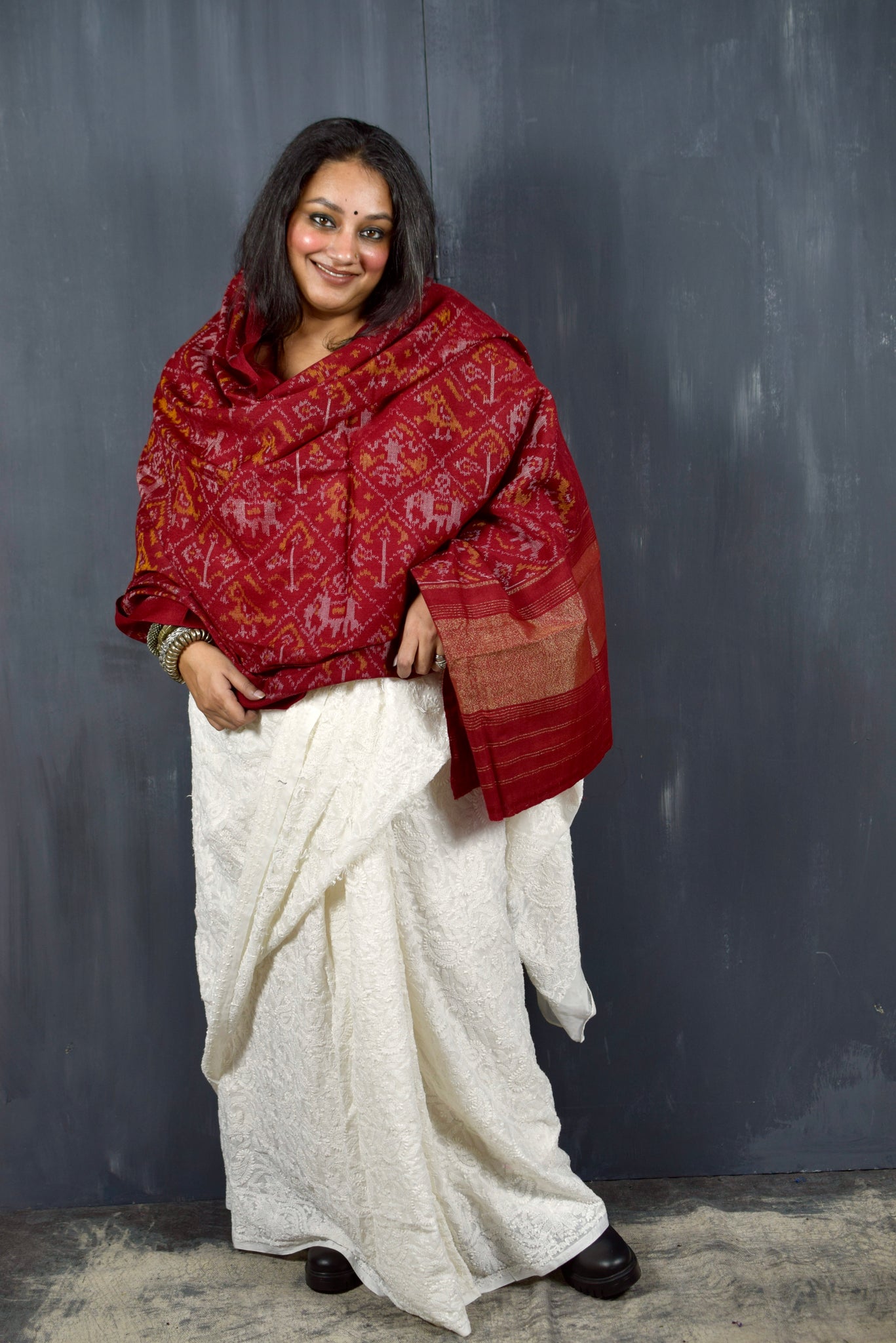 PURE WOOL SINGLE IKAT BLOOD RED PATOLA SHAWL WITH ZARI BORDERS