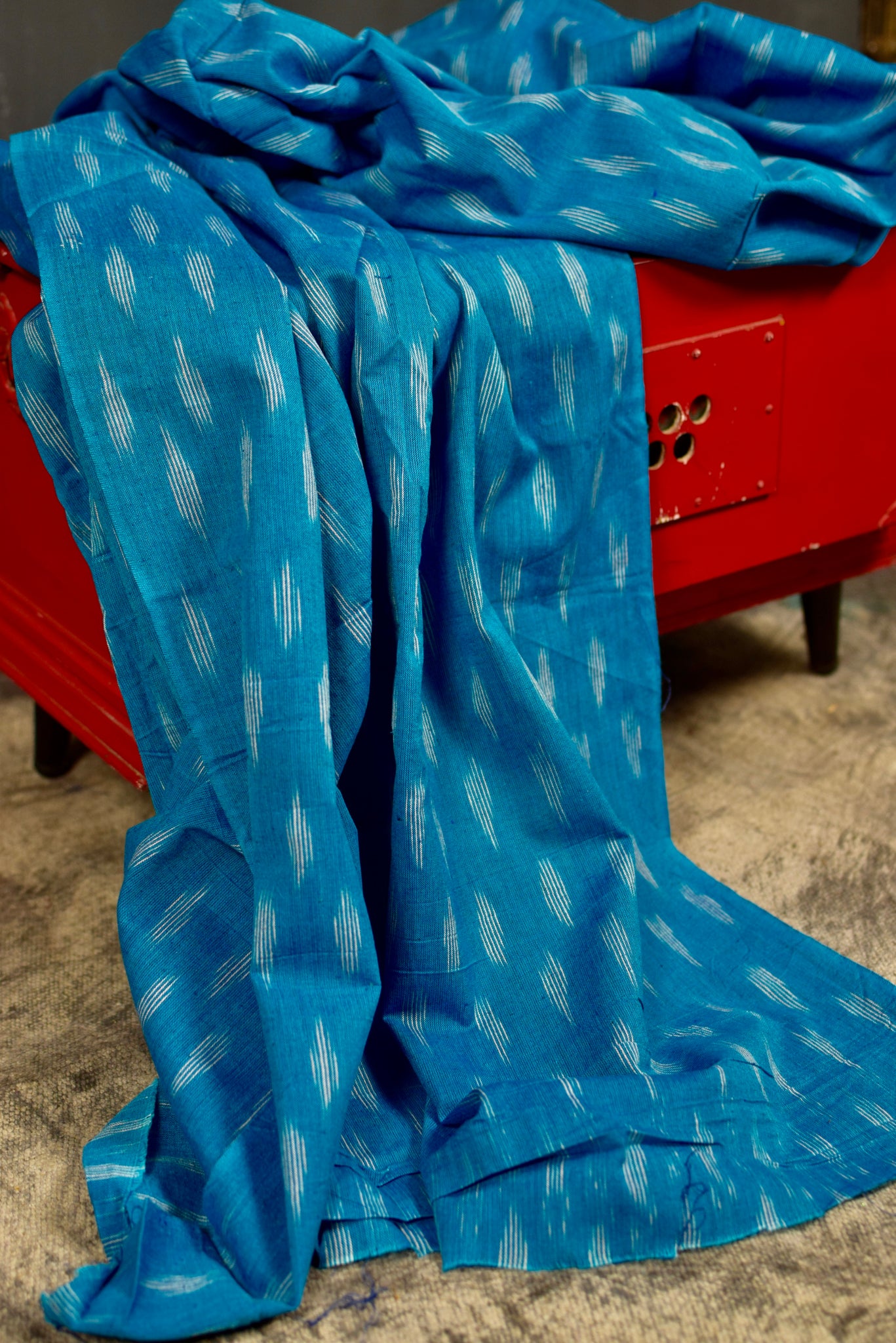 POCHAMPALLY SKY BLUE SINGLE IKAT COTTON FABRIC