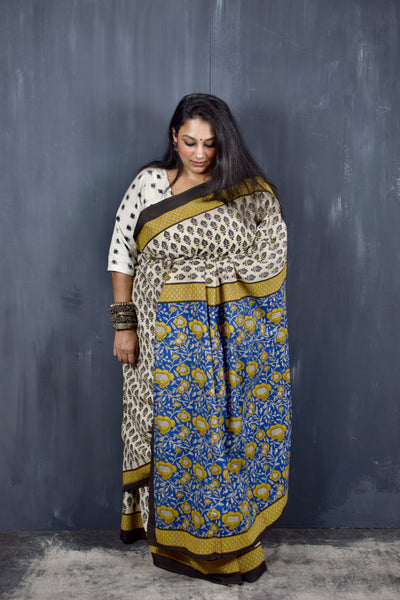 HANDBLOCK MUL COTTON CREAM - BLUE SAREE