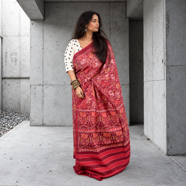 NARI KUNJAR POPAT PHOOL BHAT SANGRIA RED SINGLE IKAT COTTON PATOLA SAREE