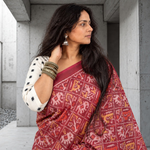 NARI KUNJAR POPAT PHOOL BHAT SANGRIA RED SINGLE IKAT COTTON PATOLA SAREE