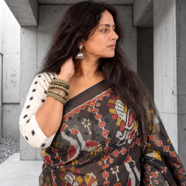 MOR HANS BHAT BLACK SINGLE IKAT COTTON PATOLA SAREE