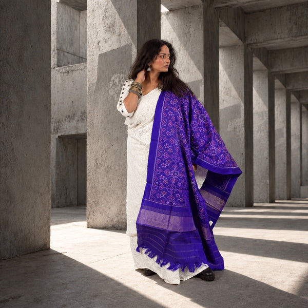 PURE WOOL SINGLE IKAT AMETHYST PURPLE PATOLA SHAWL WITH ZARI BORDERS