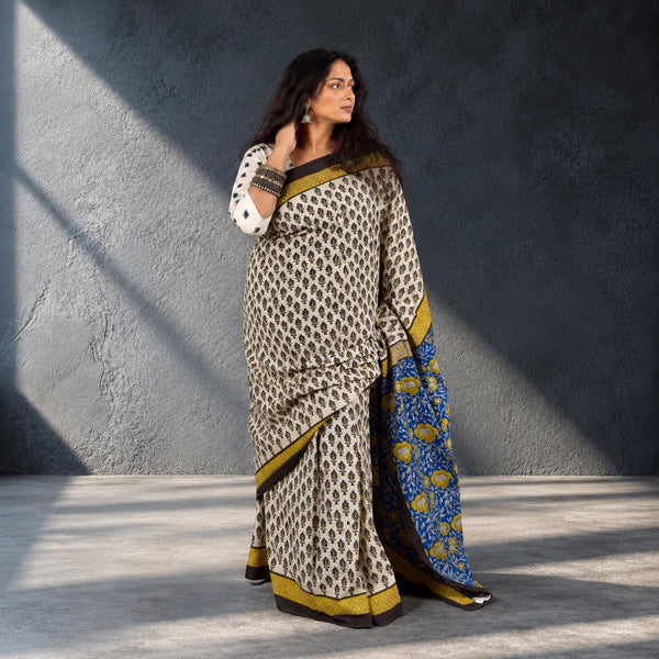 HANDBLOCK MUL COTTON CREAM - BLUE SAREE
