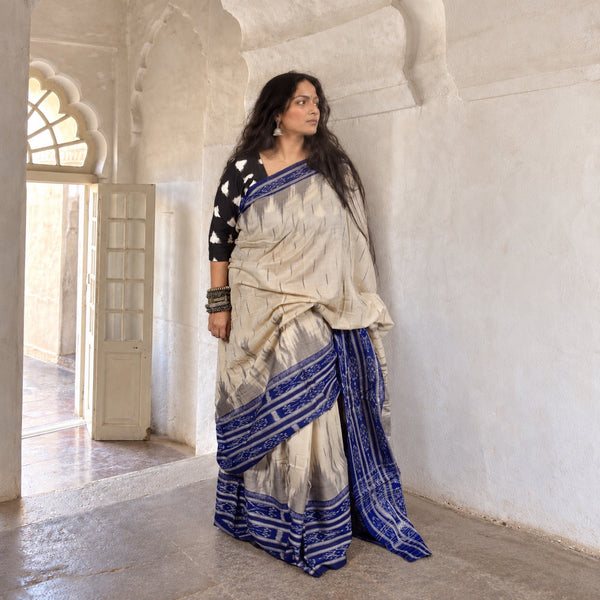 SAMBALPURI SINGLE IKAT PARCHMENT CREAM COTTON SAREE WITH IKAT BLOUSE PIECE