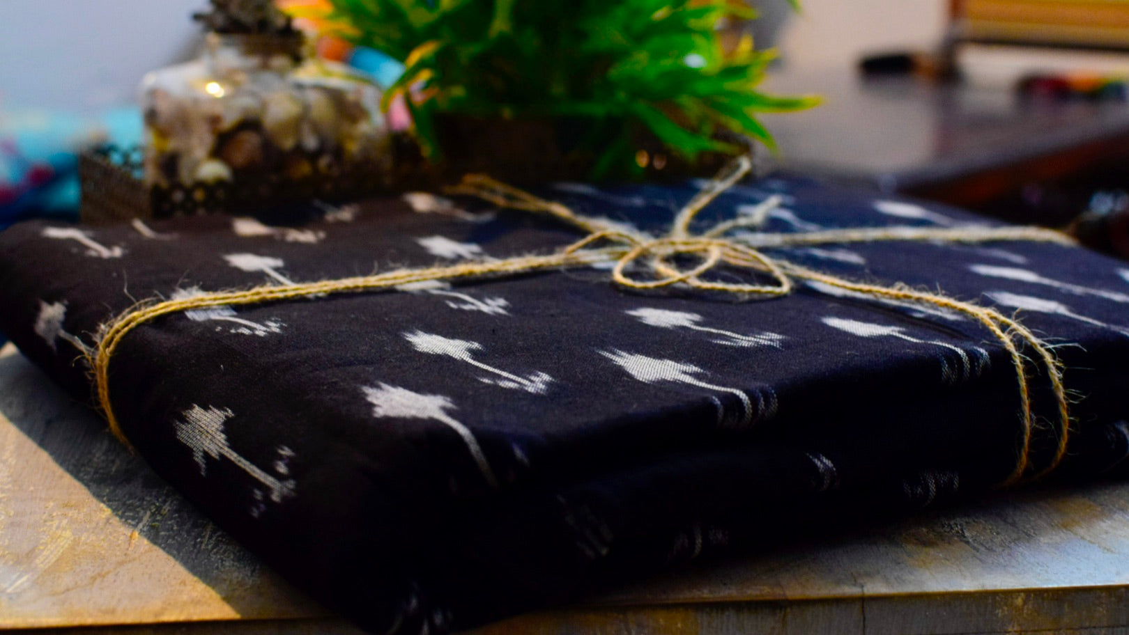 POCHAMPALLY BLACK SINGLE IKAT COTTON FABRIC - Neevi by Ridhima