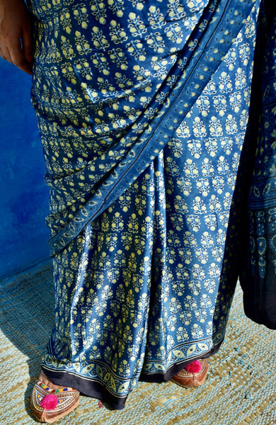 AJRAKH HANDBLOCK INDIGO MODAL SILK SAREE - Neevi by Ridhima